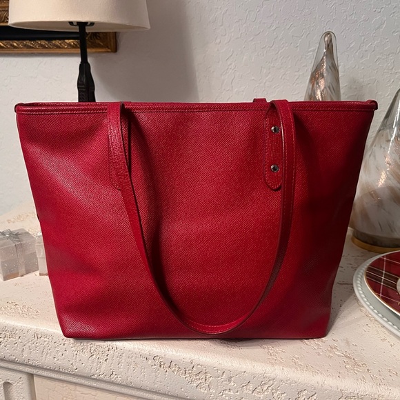 Coach Red Leather City Tote Bag - Picture 3 of 5
